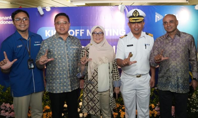 
 Kick Off penerapan Siskom berbasis LEO