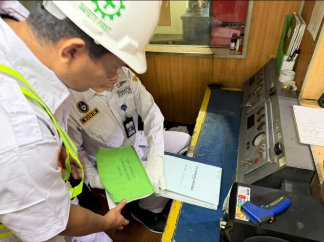 
 Uji petik kapal di Pelabuhan Tarakan