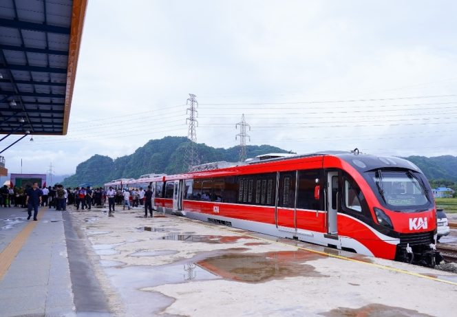 
					KA Makassar-Parepare Layani 318.311 Penumpang Sepanjang 2025