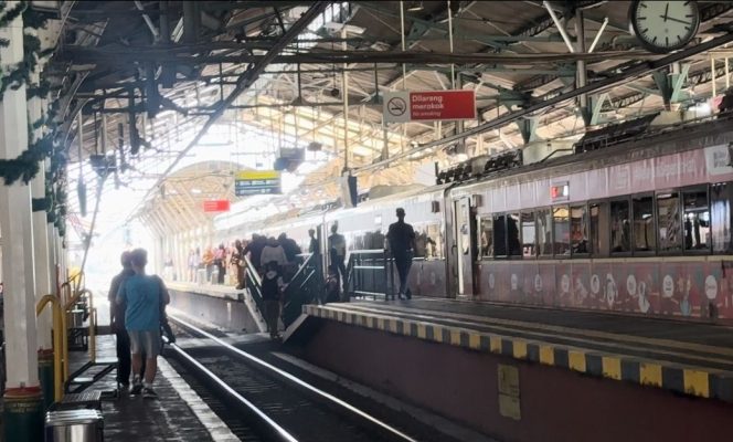 
					KAI Daop 6 Yogyakarta Layani 1,004 Juta Penumpang hingga Hari ke-16 Angkutan Nataru