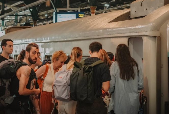 
 Libur Nataru 2025/2026, 13 Ribu Wisatawan Asing Gunakan Kereta Api di Yogyakarta dan Solo