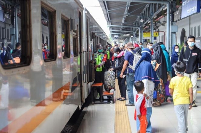 
					KAI Daop 7 Madiun Dorong Pariwisata Daerah Lewat Program Rail Tour Jawa Timur