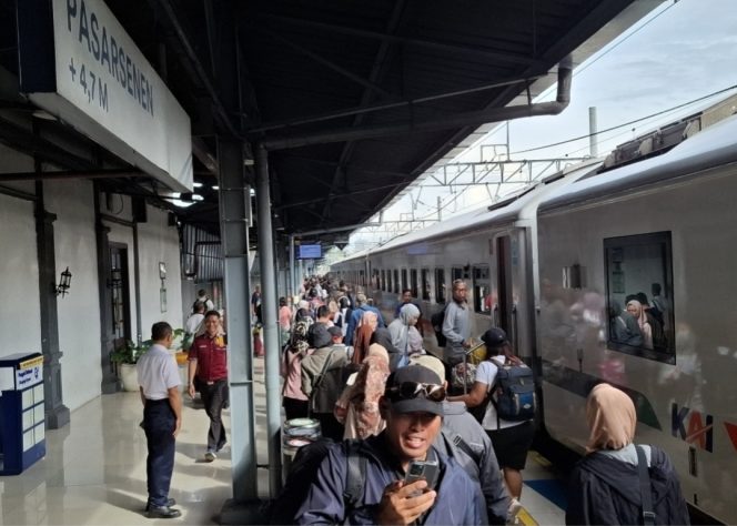 
					Genangan Air di Petak Pekalongan-Sragi, KAI Berlakukan Rekayasa Pola Operasi