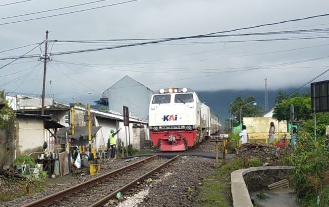 
					KAI Daop 7 Madiun Hadir Lebih Dekat dalam Event “Smansa Fun Run” di Jombang
