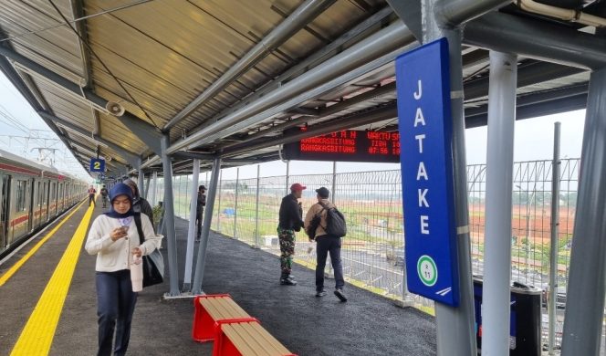 
 Stasiun Jatake Resmi Beroperasi, Warga Rasakan Kemudahan Integrasi Transportasi dan Hunian