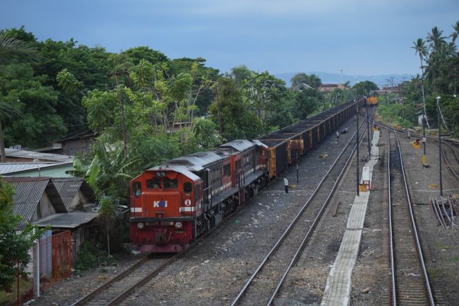 
 KAI Angkut 4,03 Juta Ton Batu Bara di Awal 2026, Jaga Kelancaran Pasokan Energi Nasional