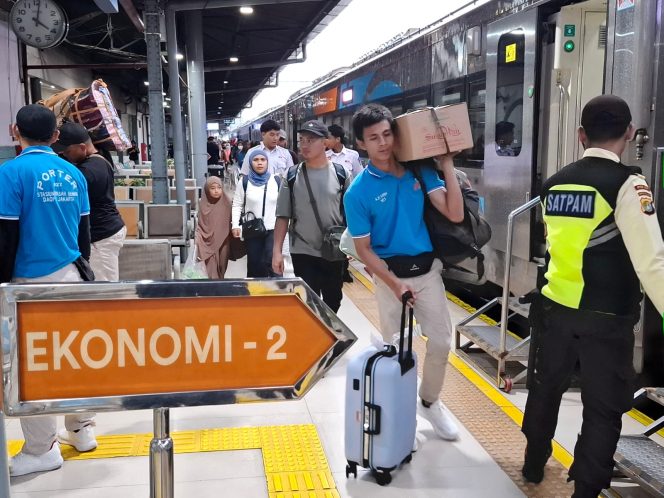 
 Tiket KA Libur Panjang Imlek 2026 Masih Tersedia, Okupansi Sudah Capai 31,49 Persen