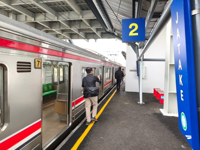
 Empat Hari Beroperasi, Stasiun Jatake Tarik Antusias Ribuan Warga Tangerang