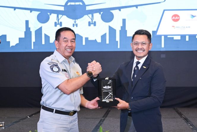 
 Dirut Jasa Raharja dan Ketua INACA