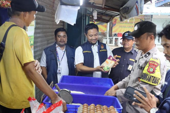 
 Satgas Pangan Polres Pelabuhan Tanjung Priok, Cek Stok dan Harga Bapokting di Pasar Muara Angke