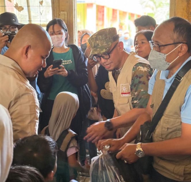 
 Wamenhaj Salurkan Bantuan Lagi untuk Warga Terdampak Banjir di Aceh Tamiang