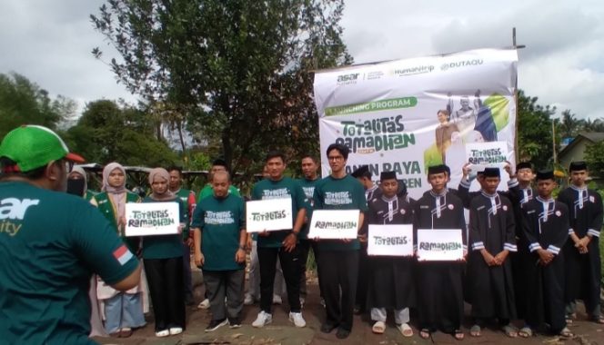 
 Asar Humanity Luncurkan Program Totalitas Ramadhan dan Panen Raya Ikan di Pesantren