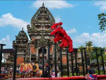 Atraksi Barongsai di destinasi wisata