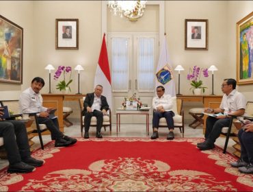 Menhub, Gubernur DKI Jakarta dan pejabat terkait