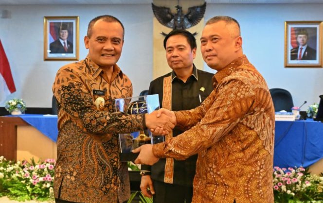 
 Menhub Dudy bersama Komisi V DPR dan Pemprov Jateng  