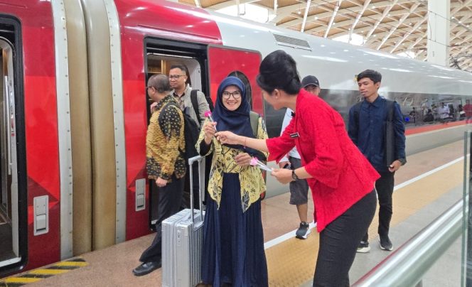 
 KCIC Tawarkan Diskon Rombongan 20 Persen lewat Program Whoosh February Deals