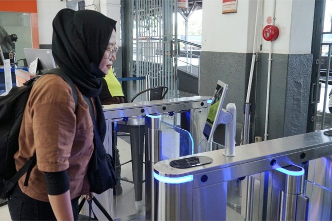 
 Lebih 890 Ribu Pelanggan Gunakan Face Recognition KAI Sepanjang Januari 2026: Efisiensi Layanan dan Keberlanjutan