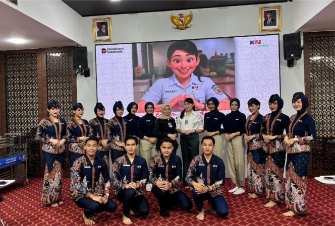 
 KAI Services Latih Prama Prami Tingkatkan Pelayanan dan Penjualan Jelang Angkutan Lebaran