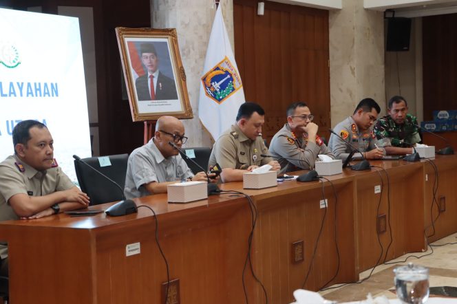 
 Kapolres Priok Hadiri Rapat Forkopimko Jakarta Utara, Bahas Koordinasi, Perkuat Sinergi Pengamanan Ramadhan & Antisipasi Gangguan Kamtibmas