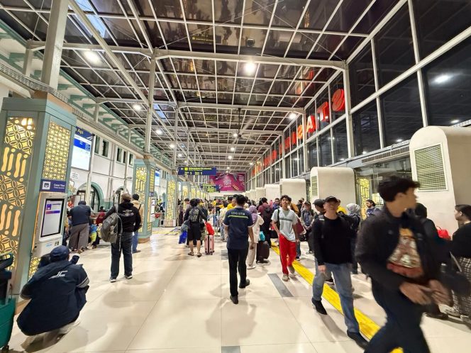 
 Update KA Mudik: Penjualan Tiket Tembus 2,1 Juta, Okupansi Capai 47,1 Persen