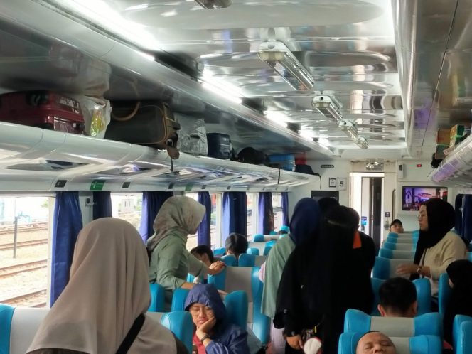 
 Hari ke-3 Angleb 2026: 27 Ribu Penumpang Tiba di Wilayah Daop 7 Madiun, Tiket Pra-Lebaran Masih Tersedia