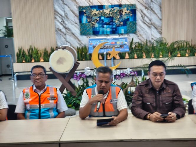 
 Pelayanan Terminal Peti Kemas Tanjung Priok Berjalan Normal Usai Penyesuaian Sistem Gate Pass