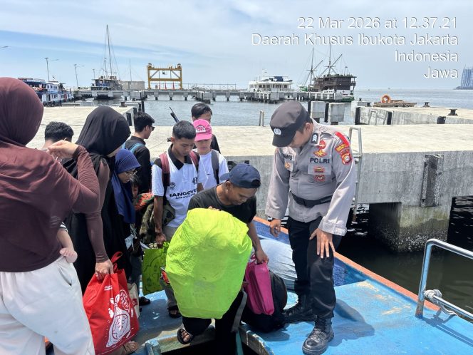 
 Polres Pelabuhan Tanjung Priok Pastikan Pengamanan dan Pelayanan Wisatawan di Dermaga Kali Adem Berjalan Aman dan Kondusif