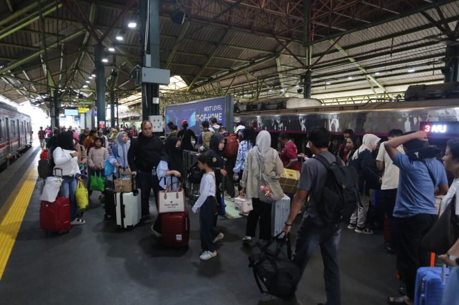 
 Arus Balik Lebaran 2026, Kedatangan Penumpang di Daop 1 Jakarta Masih Mendominasi