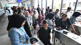 Layanan penumpang di Pelabuhan Penyeberangan