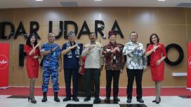 Peresmian penerbangan Surabaya-Makassar