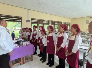 Ujian Praktik SMK di Labuan Bajo