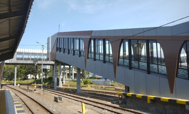 
 Skybridge Stasiun Bandung