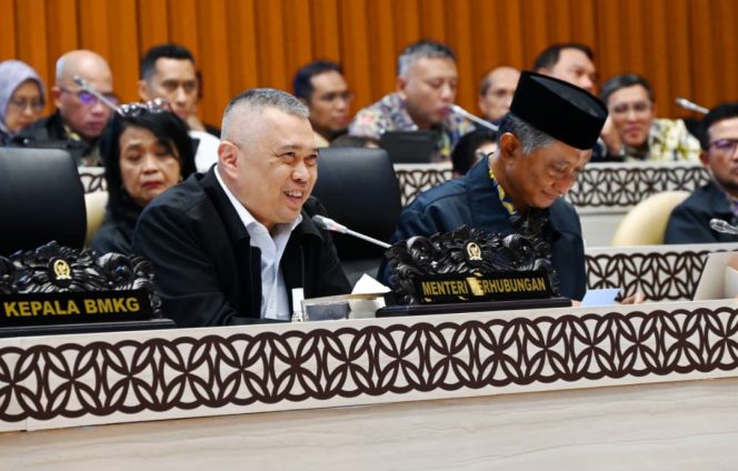 
 Menhub Dudy di Gedung DPR