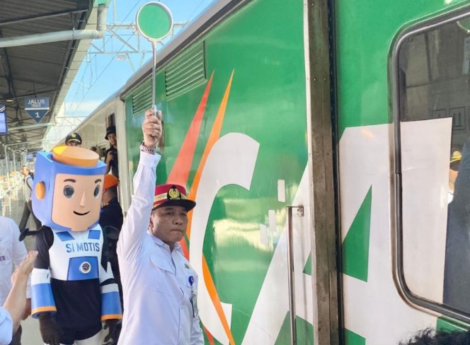 
 Pelepasan Mudik Gratis dengan sepeda motor naik Kereta Api