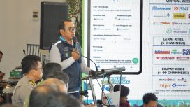 Dirut ASDP saat paparan