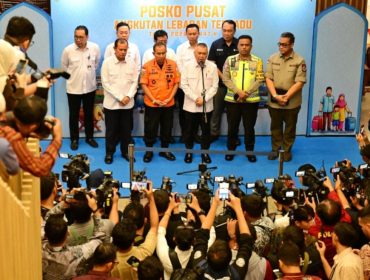 Konferensi Pers usai Pembukaan Posko Angkutan Lebaran Terpadu