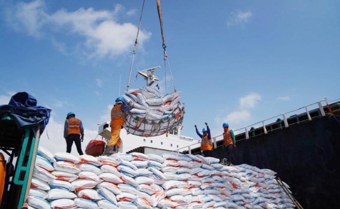 
 Layanan PTP Nonpetikemas