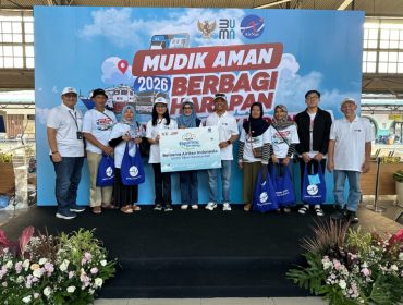 AirNav Indonesia Mudik Gratis dan Berbagi Harapan pada masyarakat luas di Stasiun Senen