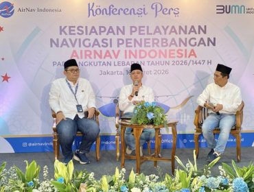 Dirop AirNav (tengah)