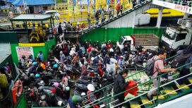 Suasana di Pelabuhan Gilimanuk