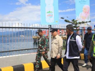 Menhub Dudy saat meninjau Pelabuhan Gilimanuk, Bali