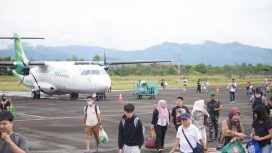 Penumpang rute Jakarta-Pagar Alam