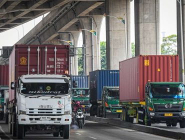 Truk sunbu 3 ke atas