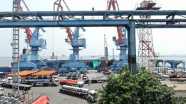 Aktivitas di Pelabuhan Tanjung Priok