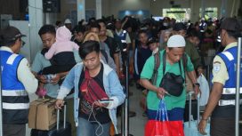 Penumpang Kapal PELNI