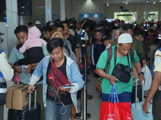 Penumpang Kapal PELNI