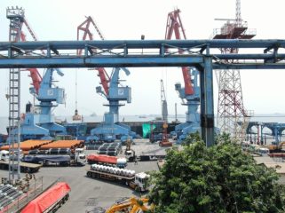 Suasana di Pelabuhan penyeberangan