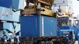 Ilustrasi kegiatan bongkar muat di Area Tanjung Priok. Foto istimewa/IPC TPK 