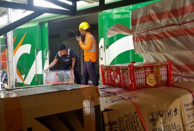 
 Jelang Arus Puncak Lebaran, KAI Logistik Perkuat Kesiapan Operasional Layanan Pengiriman