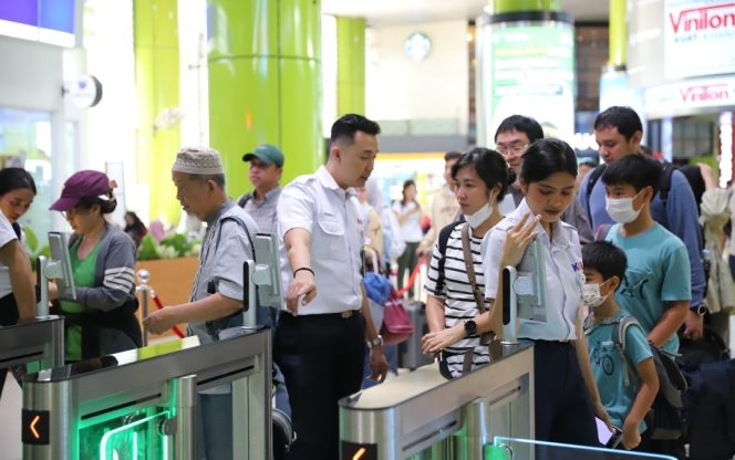 
 KAI: 1,7 Juta Pelanggan Gunakan Face Recognition untuk Boarding KA pada Awal 2026